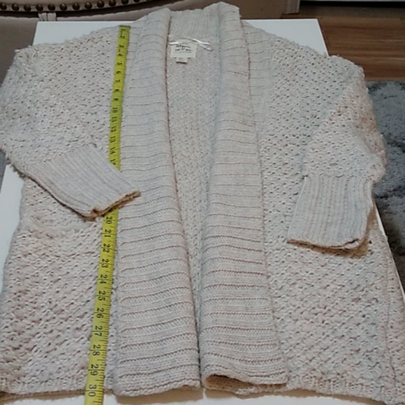 Acrilic/wool gorgeous long open cream cardigan - Picture 5 of 8
